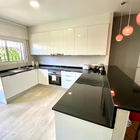 Victoria - Exclusive For Families