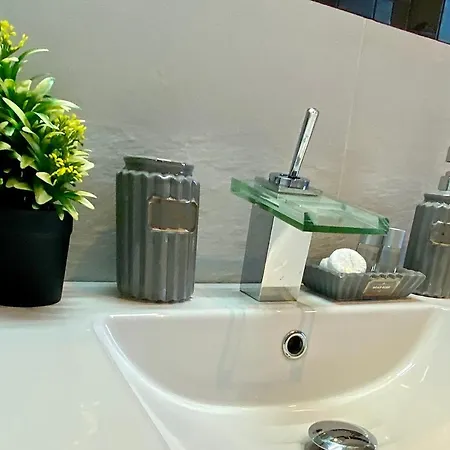 Victoria - Exclusive For Families *