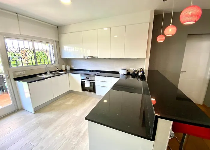 Victoria - Exclusive For Families