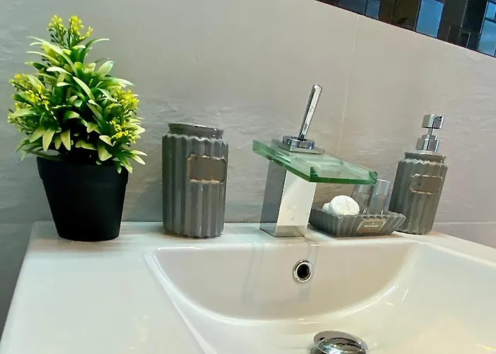 Victoria - Exclusive For Families *